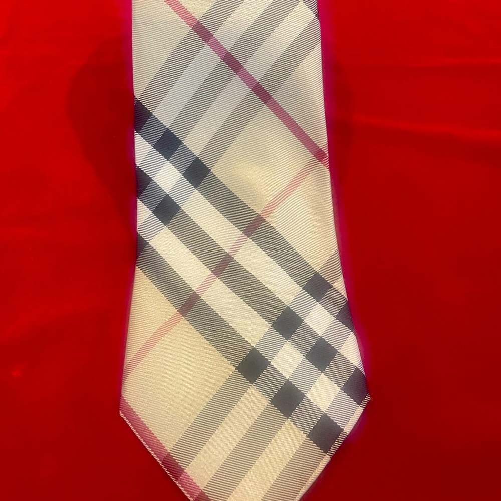 Burberry Nova Check Silk Tie